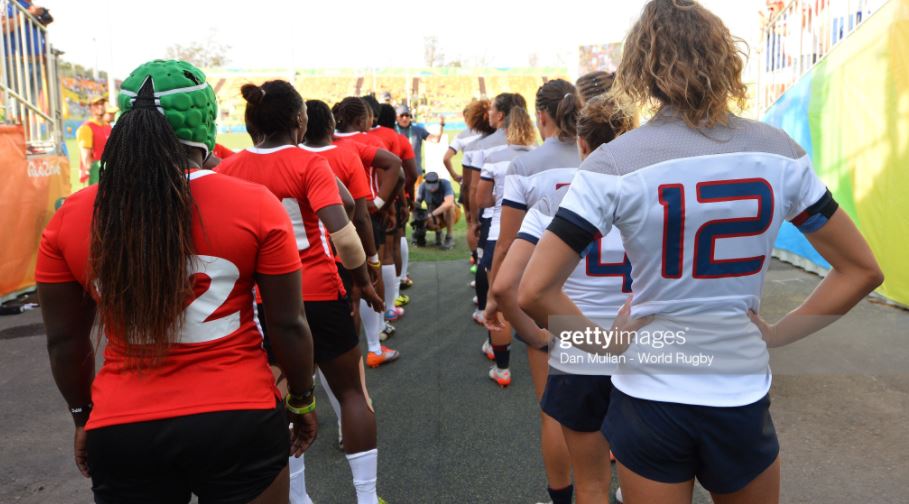 LIONESSES RETURN TO HUNT